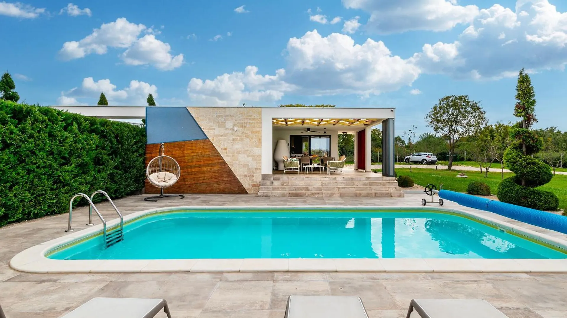 Villa Royal Green One Нин