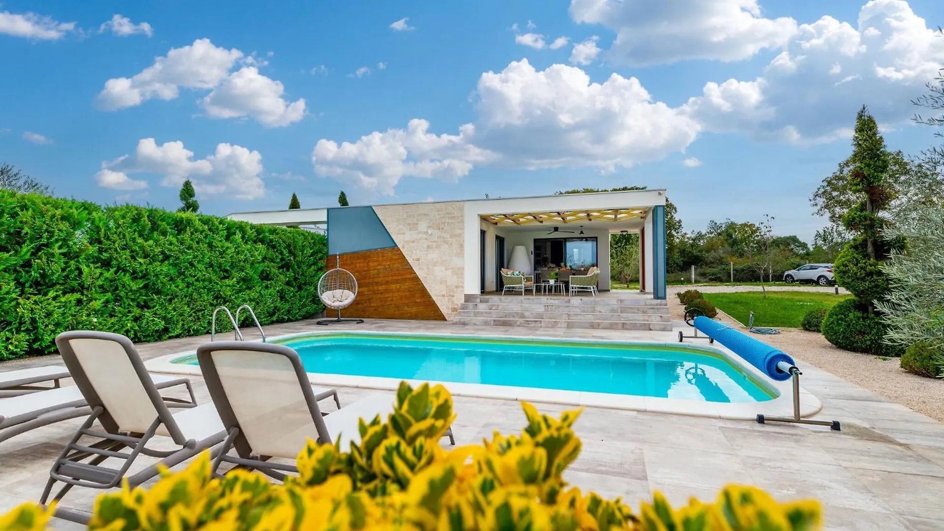 Villa Royal Green One Нин